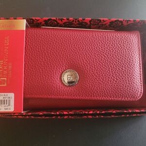 Stone Mountain Red Leather Wallet NWT